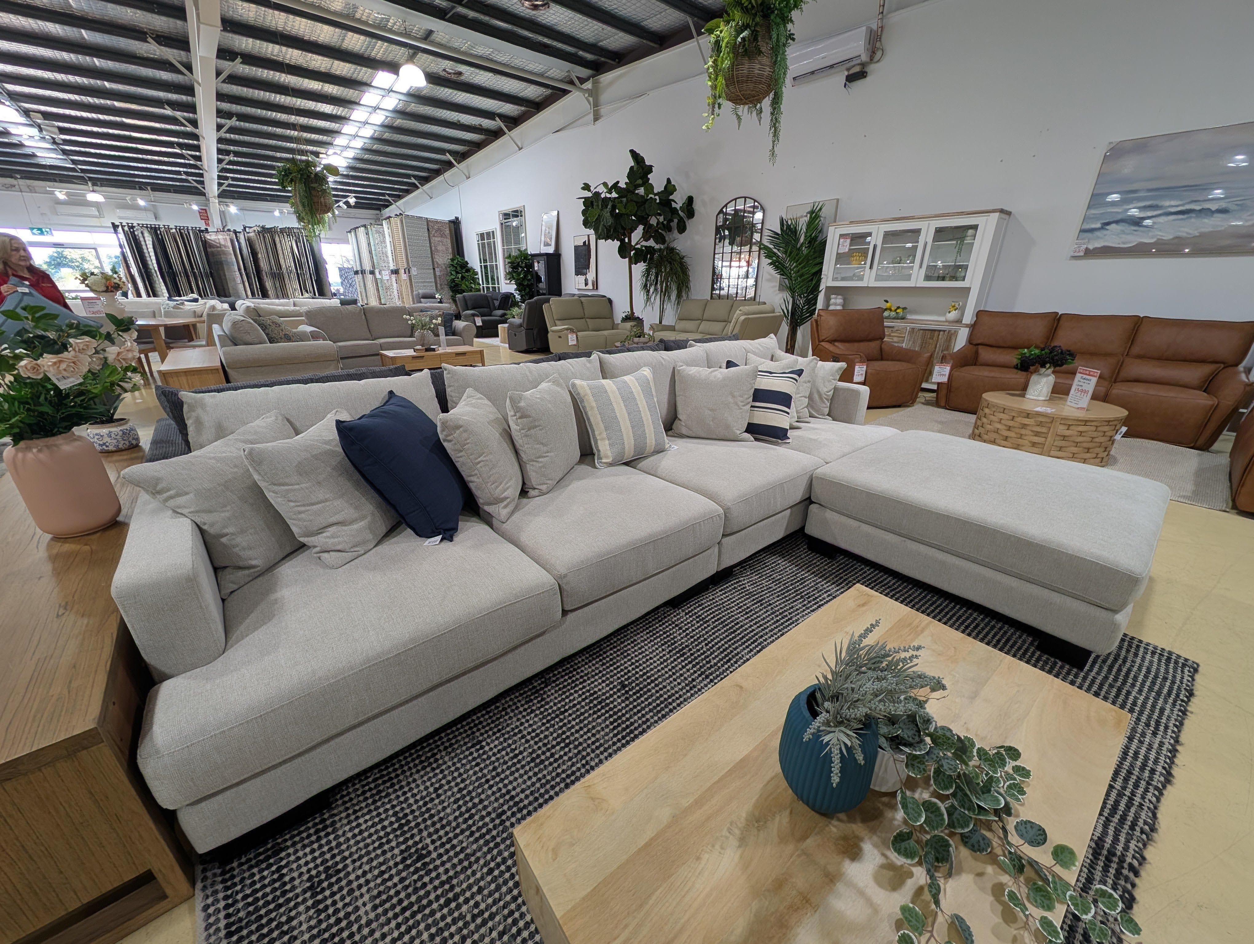 BANKSY Modular Lounge - Oatmeal – SEL f LESS