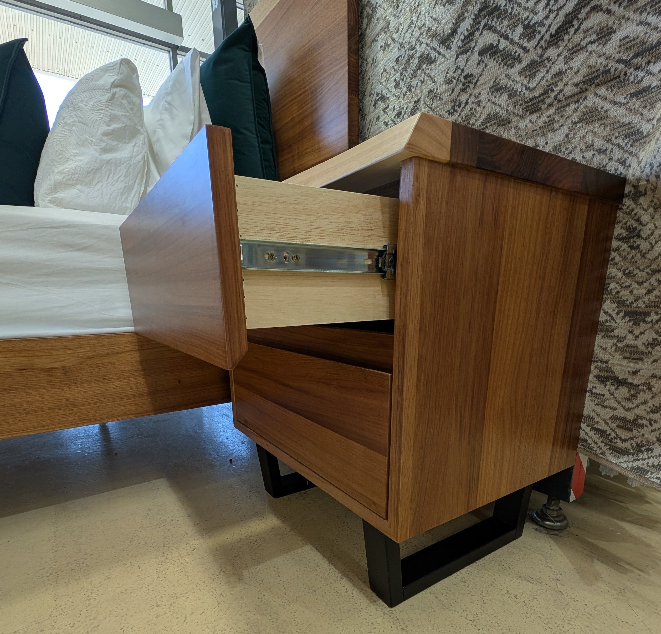 EMPIRE 4PC Queen Suite with Tallboy
