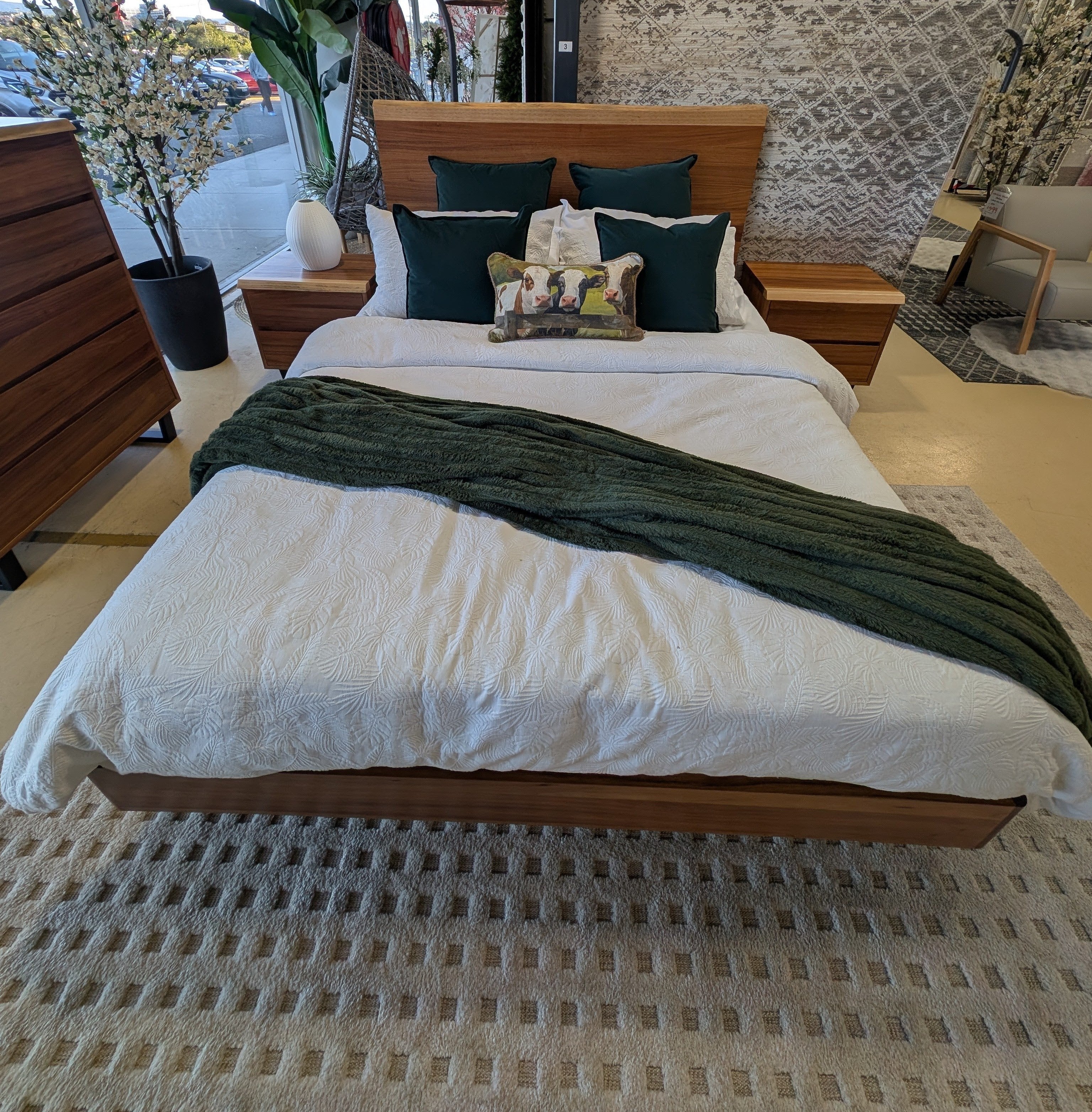 EMPIRE 4PC Queen Suite with Tallboy