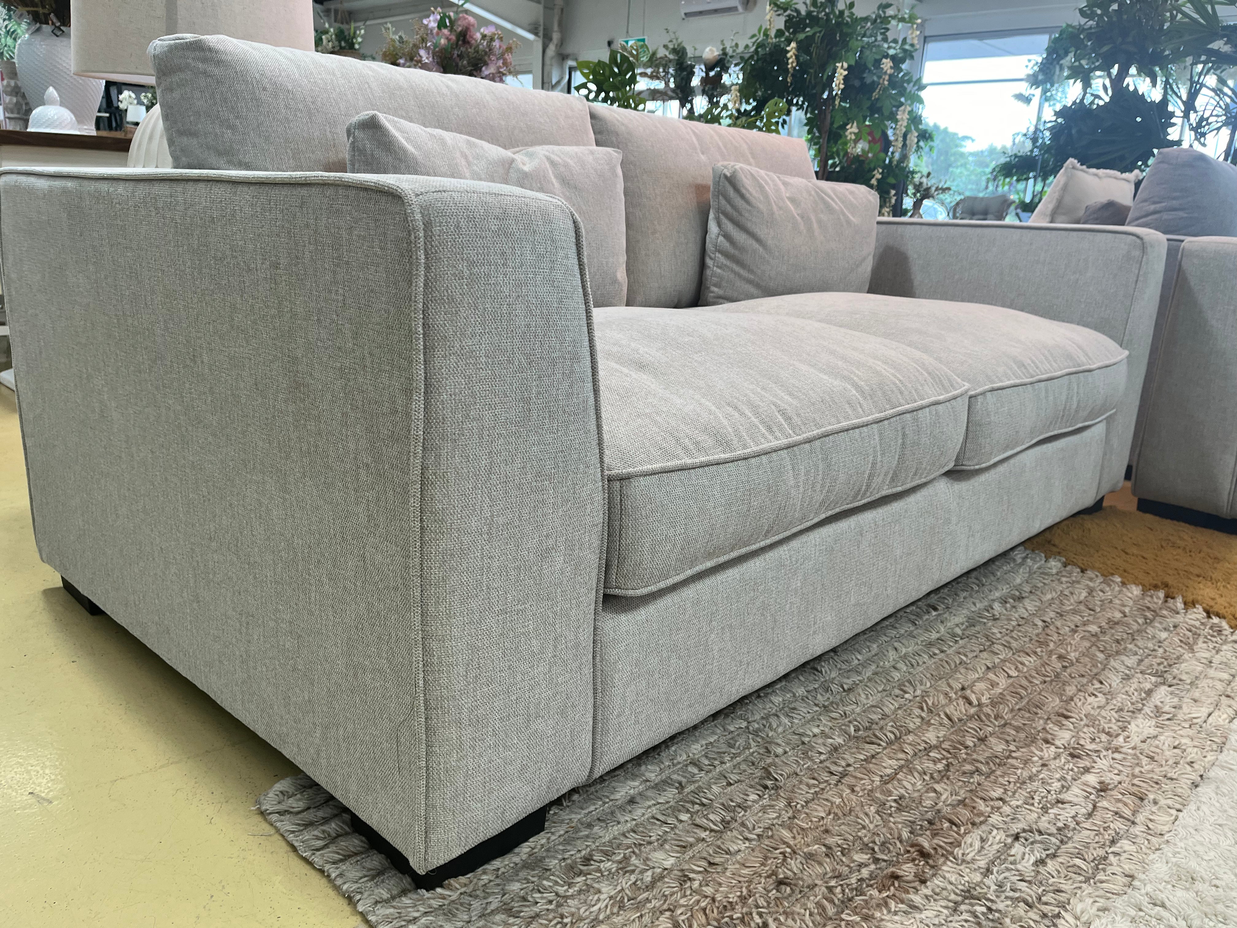 NOOSA 2 + 4 Seater Lounge Suite - Oatmeal