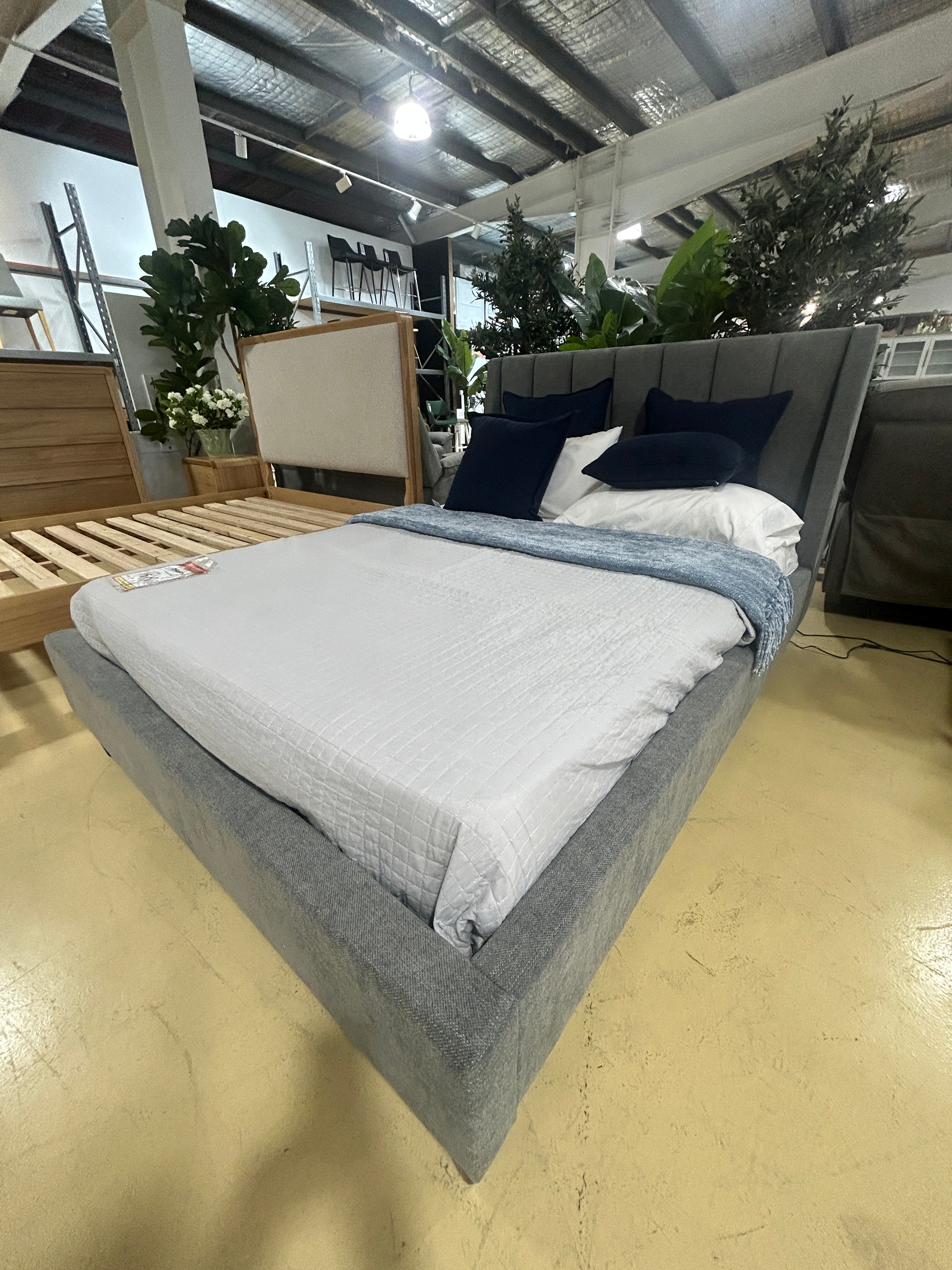 BROOKLYN DOUBLE BED